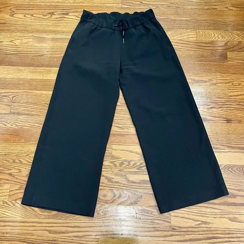 Lululemon Drawstring Cropped Pants - Picture 1 of 3